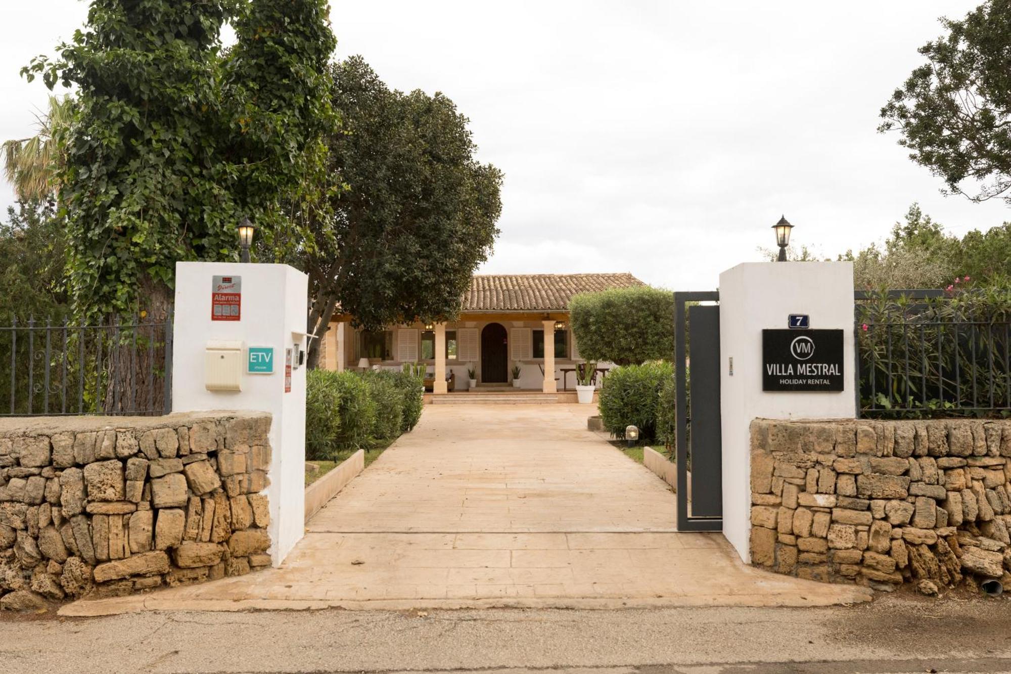 Villa Mestral 알쿠디아 외부 사진